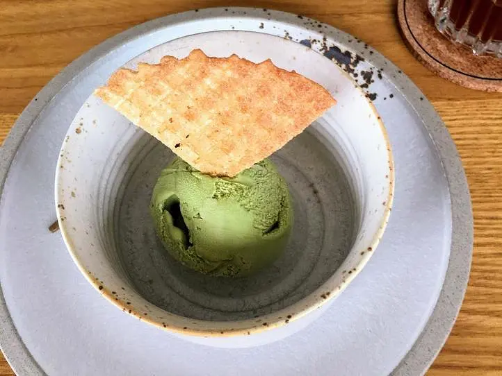 グエンフエ通りを見下ろせる、居心地の良いカフェレストラン～Haan - Drink & Eatery～