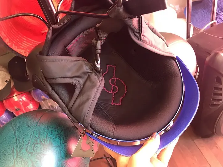 ベトナムの必需品・マイヘルメットが買えるおすすめのお店 3選