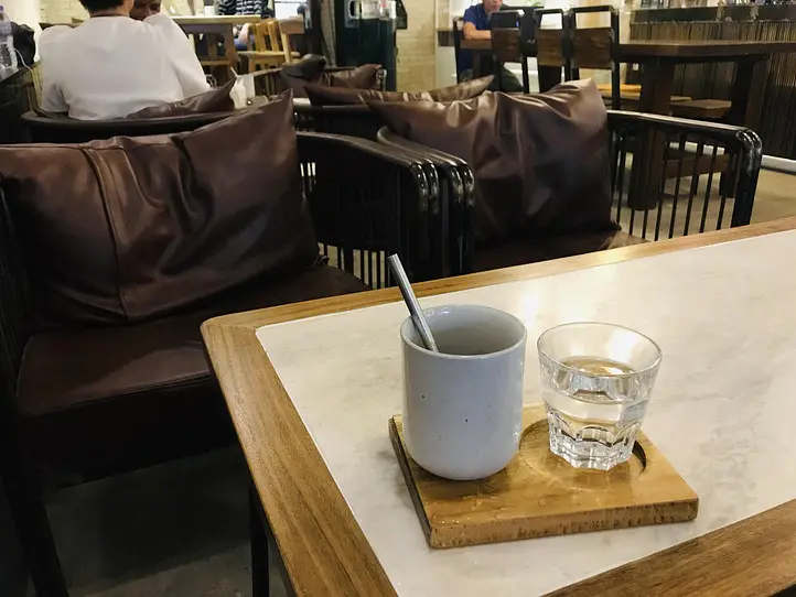 観光エリアど真ん中！本格派カフェ～Phin & Bean Roastery～ (フィン アンド ビーン  ローストリー)