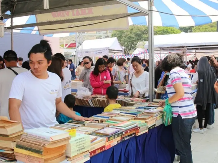 ホーチミン市内で旅行者におすすめのウィークエンドマーケットをご紹介！