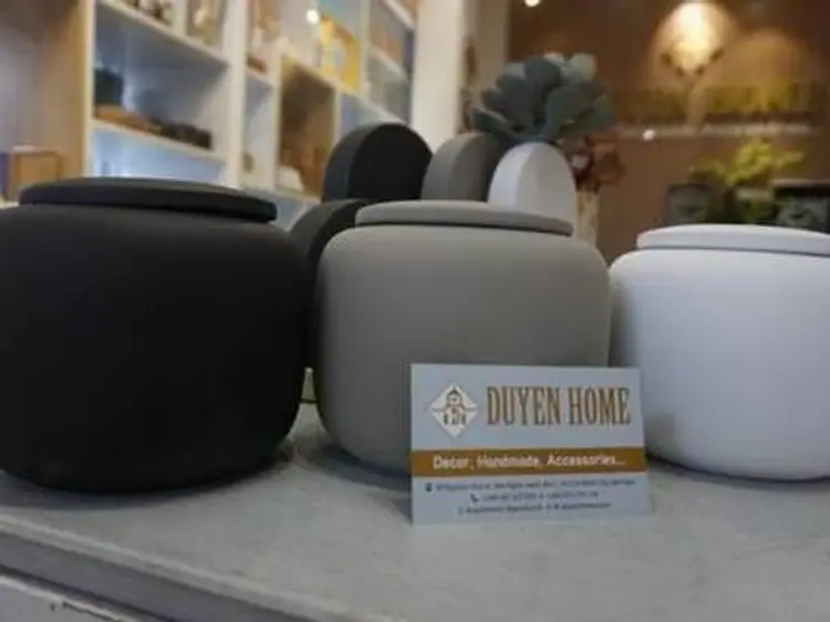 ユエン・ホーム