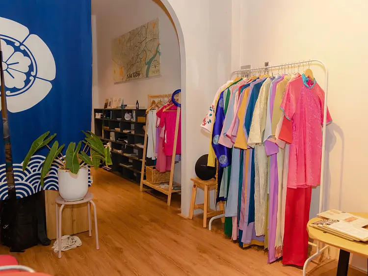 ザ・スパ・サイゴン (アオザイ)