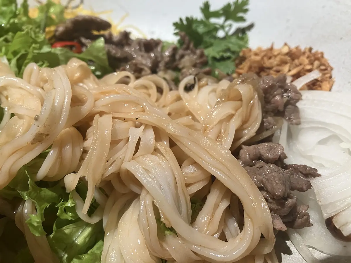 　ちょっとマイナーなベトナム料理を食べよう