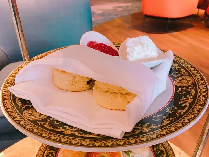 5ツ星・シェラトンホテルで大満足のアフタヌーンティーを