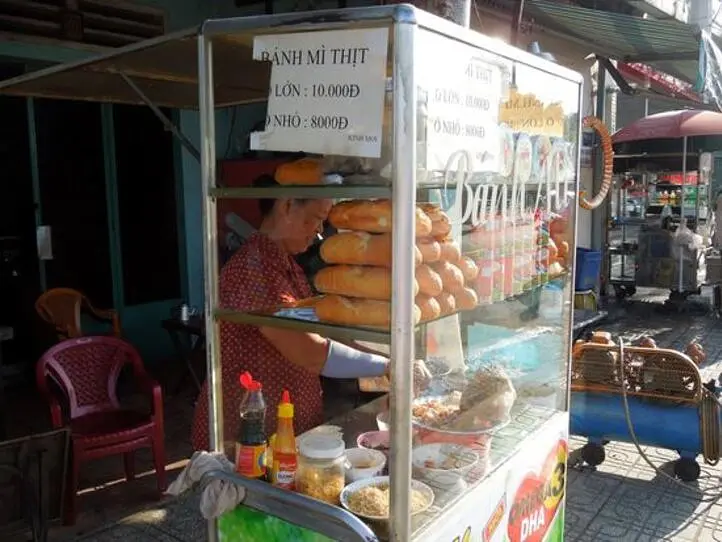 ホーチミン旅行で絶対食べるべき屋台料理 10選