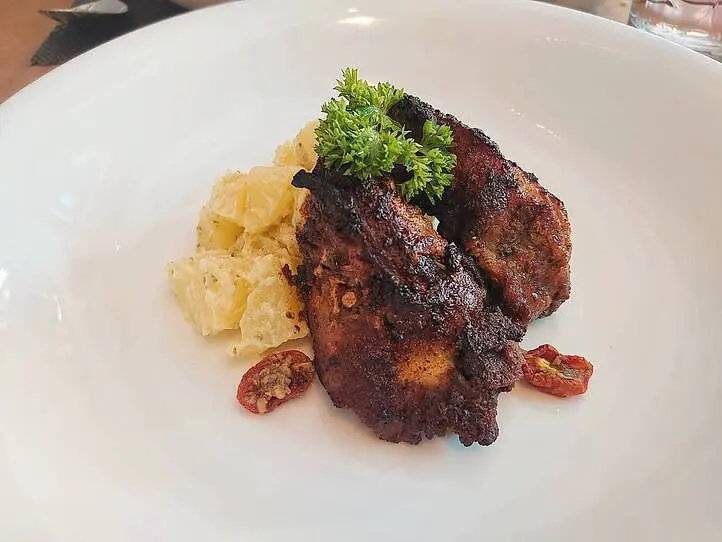 　ホーチミンの隠れ家フレンチのお店