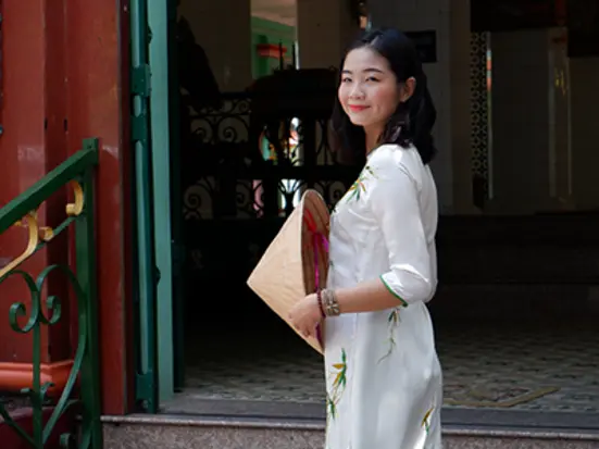 アオザイシルクスタジオ