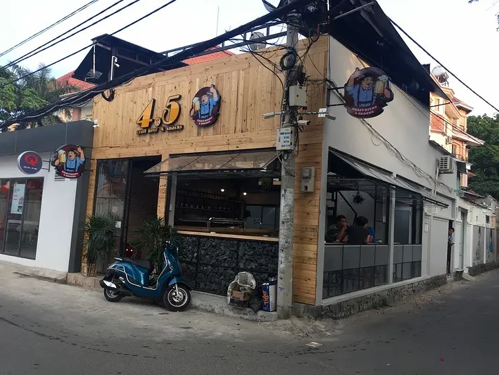 ホーチミンで１おしゃれな街【2区】タオディエンでクラフトビールを飲もう！