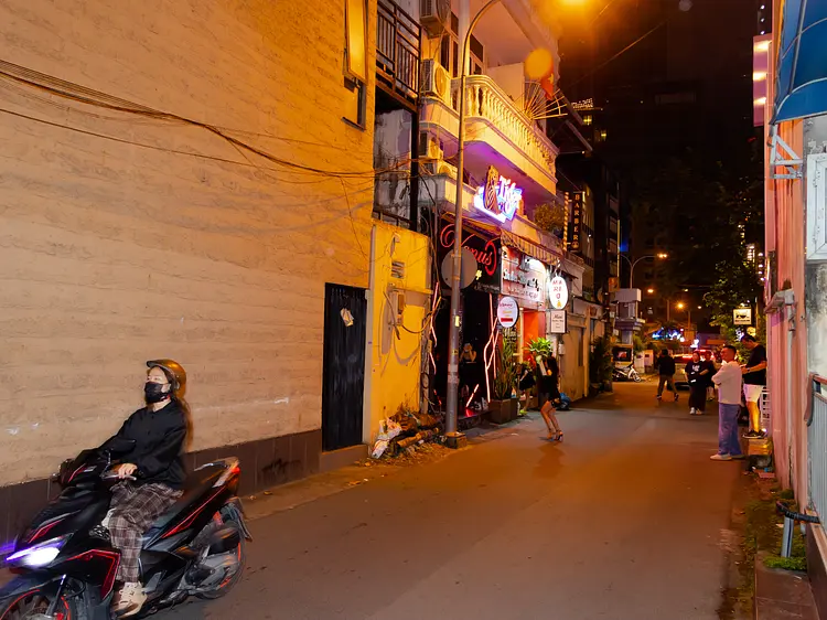 NOSTALGIA Lounge by Yu 「YU LOUNGE Premium」