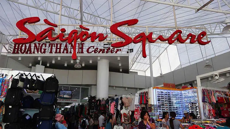 ホーチミンの市場で洋服を買うならここで決まり！