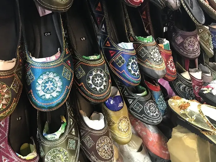 今話題のベトナムのメッシュサンダルをご紹介！街ブラで買える可愛いサンダル