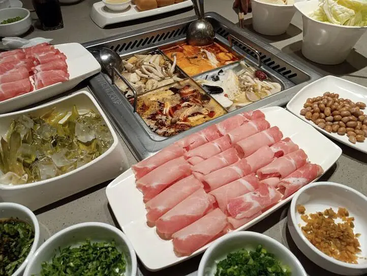 予約必須！シンガポール発の人気火鍋店～Hai di lao海底撈火鍋(ハイディーラオ)～