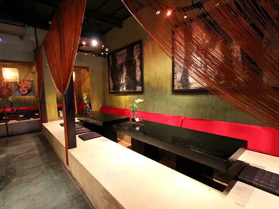 アブーラウンジ