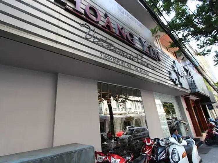 ホアン・イエン