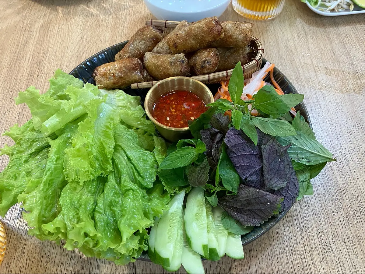 巨大生春巻きが食べられる！ホーチミンのおすすめレストラン