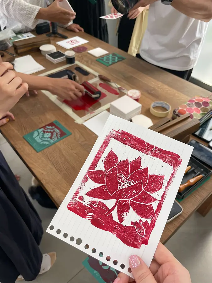 ベトナムタイルをお土産に「ミカコースター」でワークショップ体験