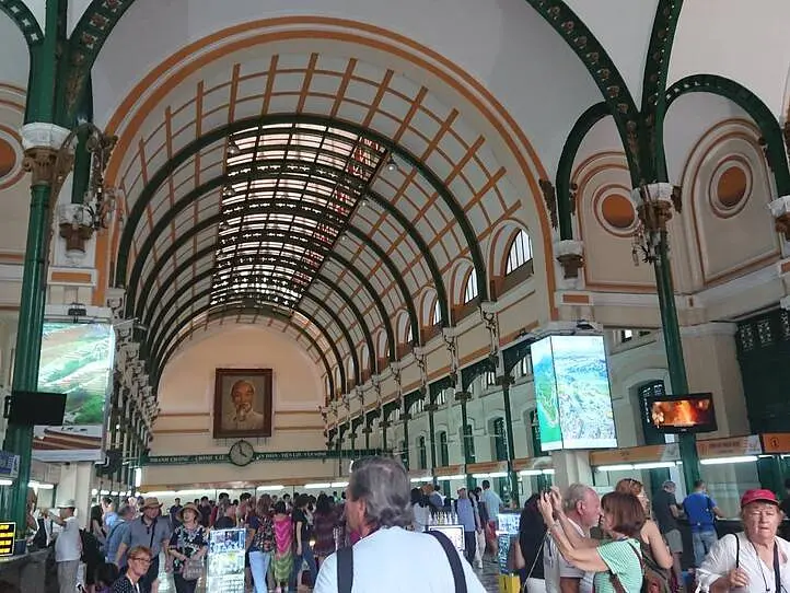 ホーチミン・コロニアル建築８選〜観光から老舗ホテルの見所もご紹介