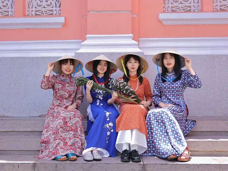 アオザイ・ サイゴン