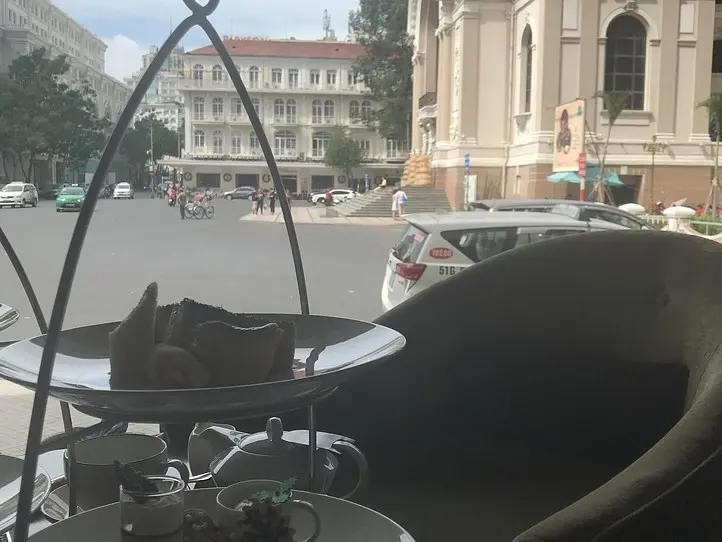 真夏のクリスマスを楽しむ！カラベルホテルの期間限定クリスマスハイティー