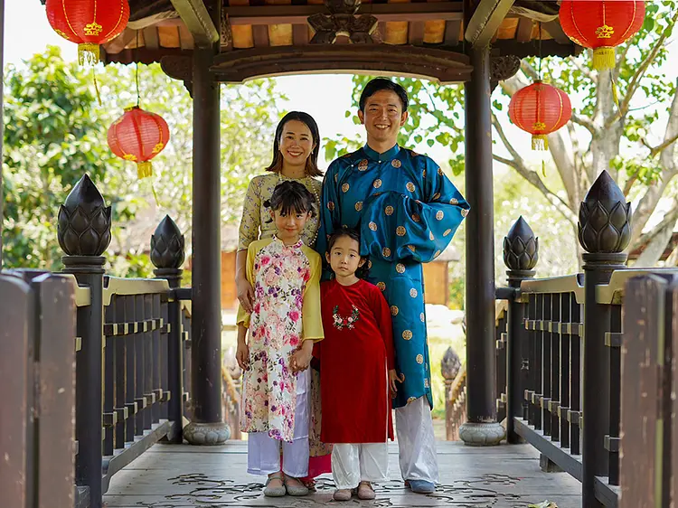 サイゴン・ブルー・トラベル