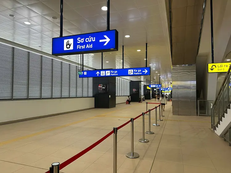 ベンゼスイティエン駅／ホーチミンメトロ