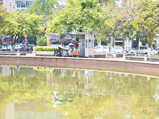 チャンフンダオ像