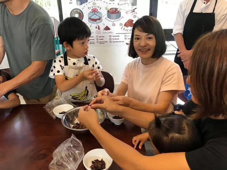 サイゴン・ブルー・トラベル