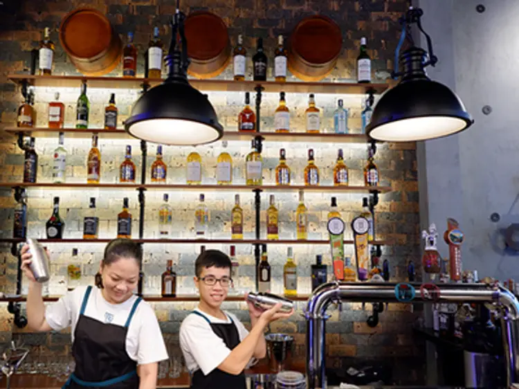 アールスクエア