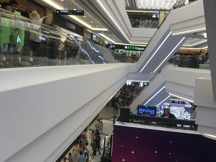 Land Mark81 そびえるホーチミン新名所！？