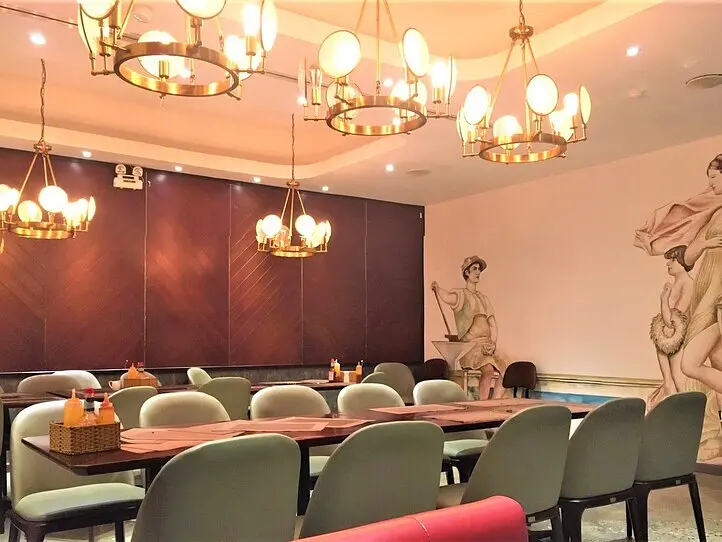 ホーチミンのファミレス（？）に行ってみた