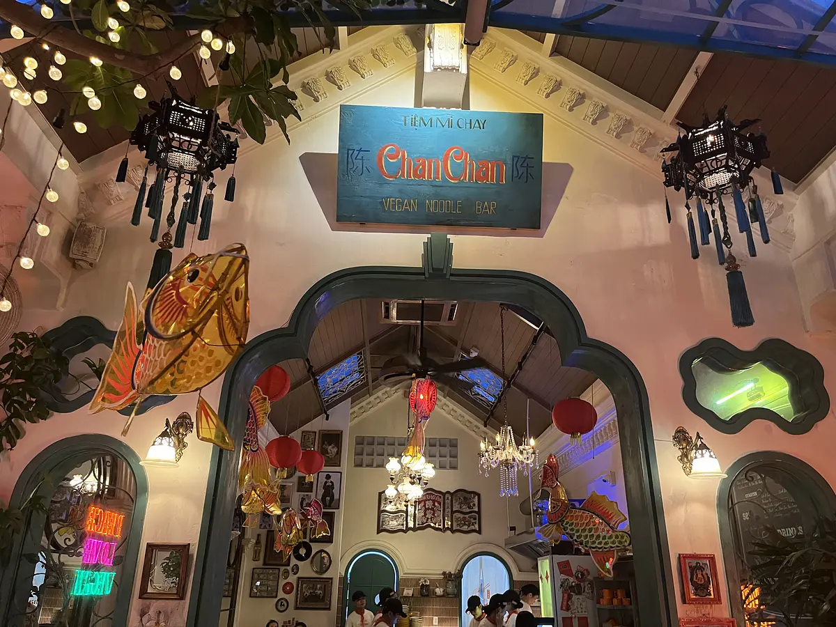 ビーガンメニューもあり！外観が魅力的！タオディエンで人気のレストラン