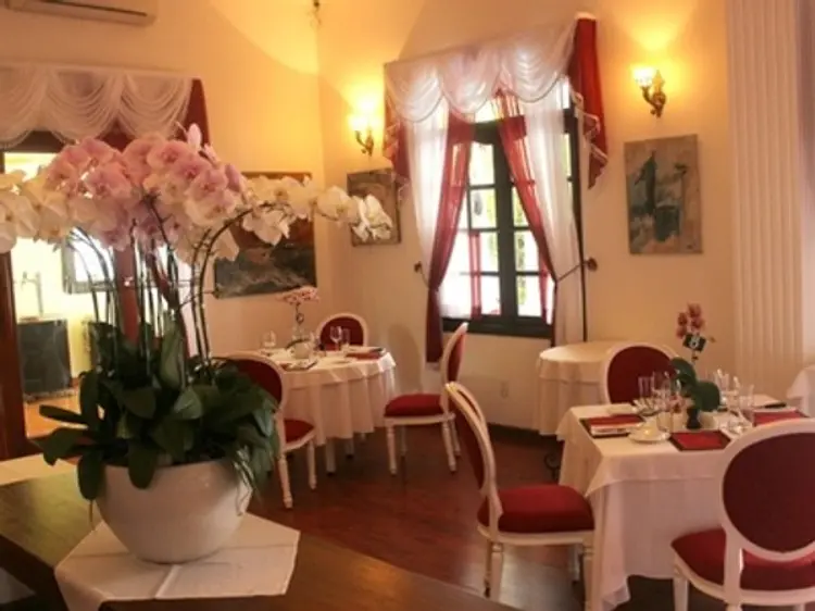 トロアグルマン