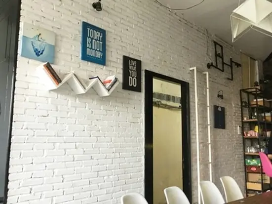 ブイハウスコーヒーアンドワークショップ