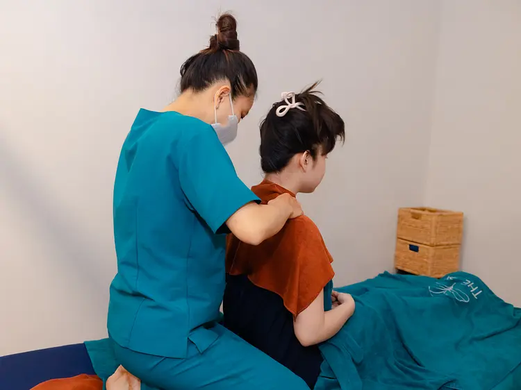 ザ・スパ・サイゴン (アオザイ)