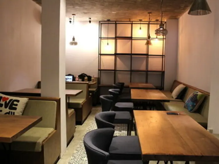 シンコーヒー（ホーフアンギエップ通り店）