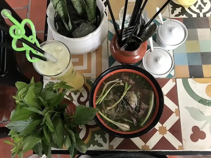 ベトナム薬局の医薬品と在住者の薬箱