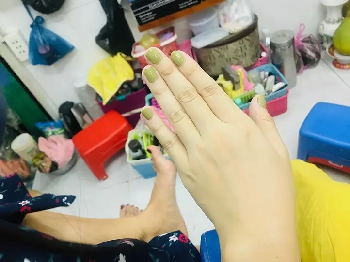 ベンタイン市場目の前！ネイルストリートで激安250円のローカルネイル体験