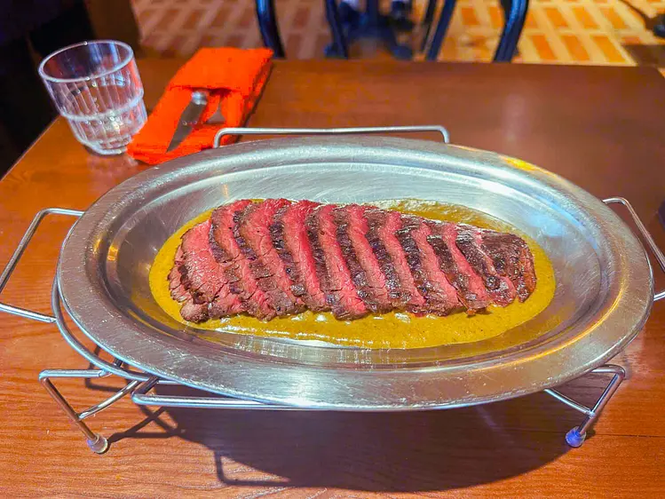 【ホーチミン1区】コスパ最強フレンチステーキ「L’Entrecote - Social Meating」とは？