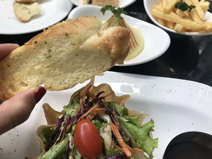 肉食女子必見！手頃なお値段で満腹になるステーキ専門店〜Topping Beef