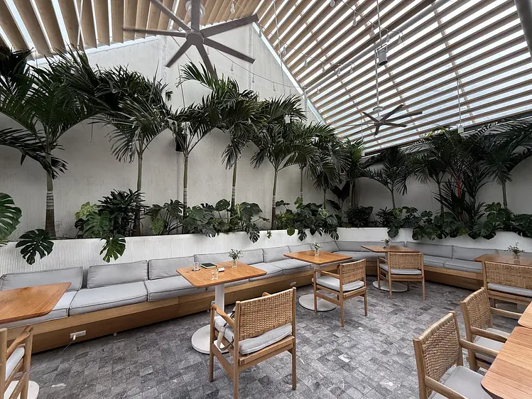 アンズサイゴン