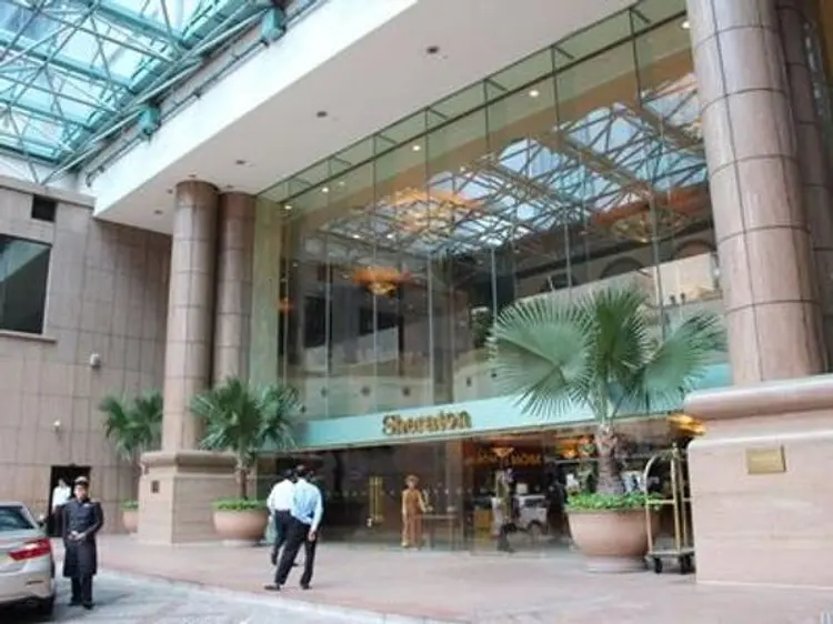 ラウンジ (シェラトン サイゴン ホテル & タワーズ内)