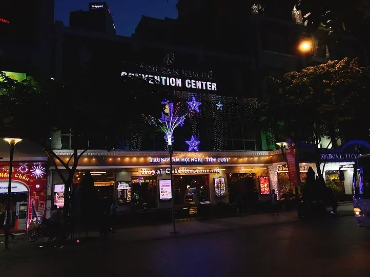 夜のホーチミンの楽しみ方