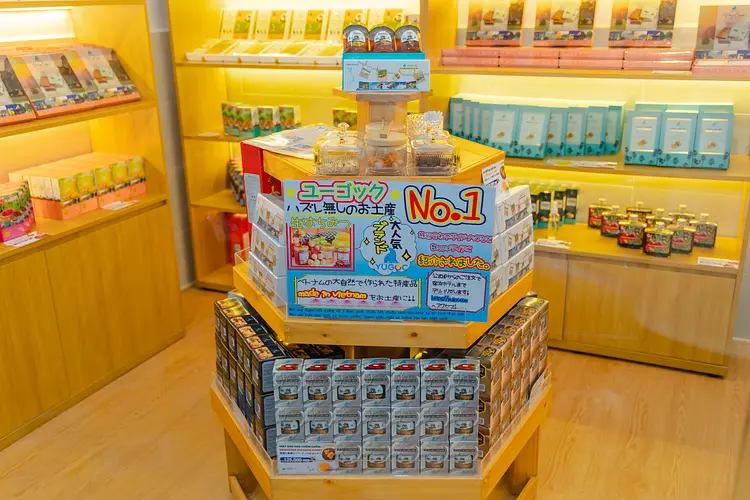 YUGOC レロイ通り本店