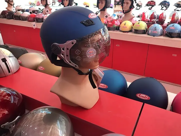 ベトナムの必需品・マイヘルメットが買えるおすすめのお店 3選