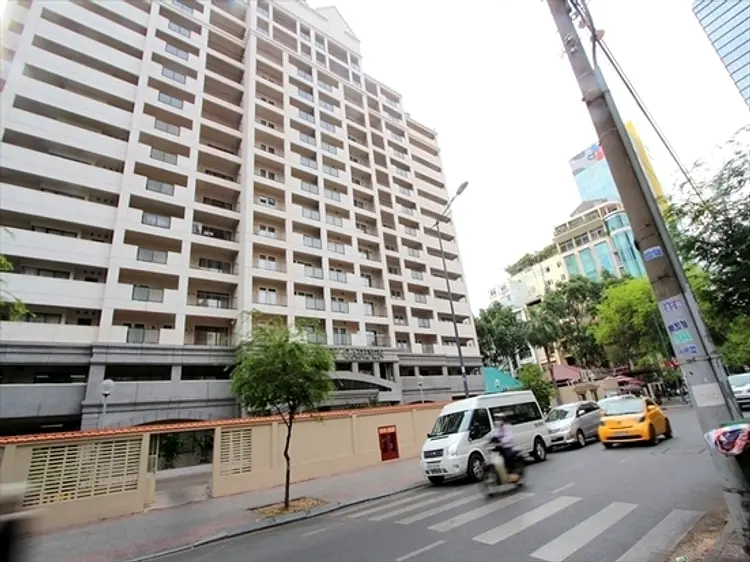 フローウィングサロン＆スパ