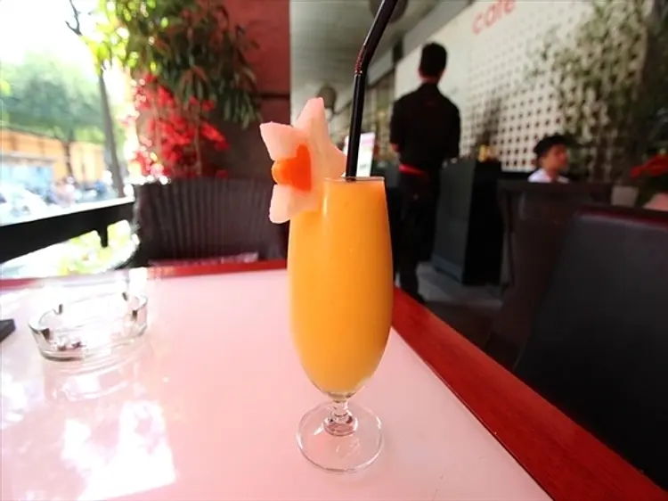 カフェ・テラス