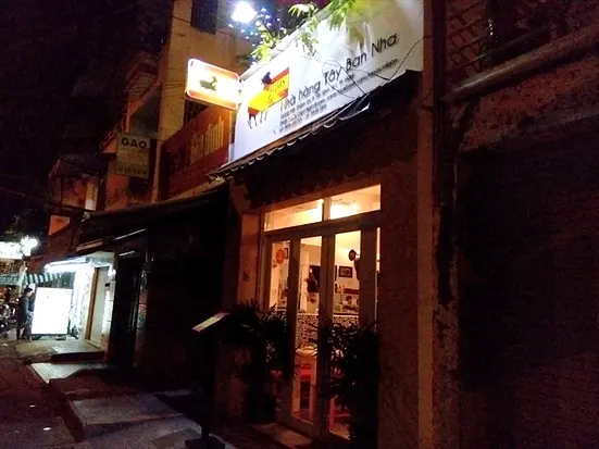 タパス サイゴン