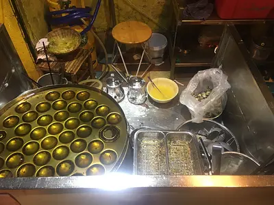 ベトナムカレー？　ベトナム風たこ焼き？　ちょっとマイナーなベトナム料理を食べてみよう