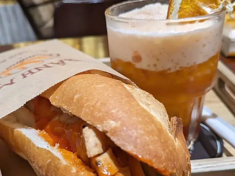 バインミー・グランマ・ルーズ