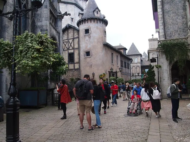 ホーチミンから1時間！ダナンの不思議なテーマパーク・バナヒルズを楽しもう